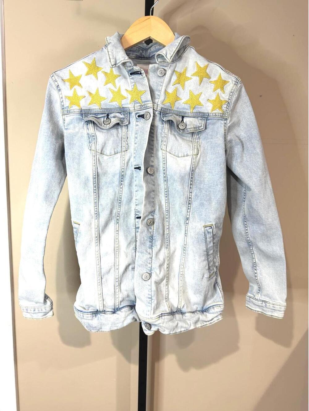Women's LulaRoe Small Light Wash Denim Jacket with Yellow Star Embroidery